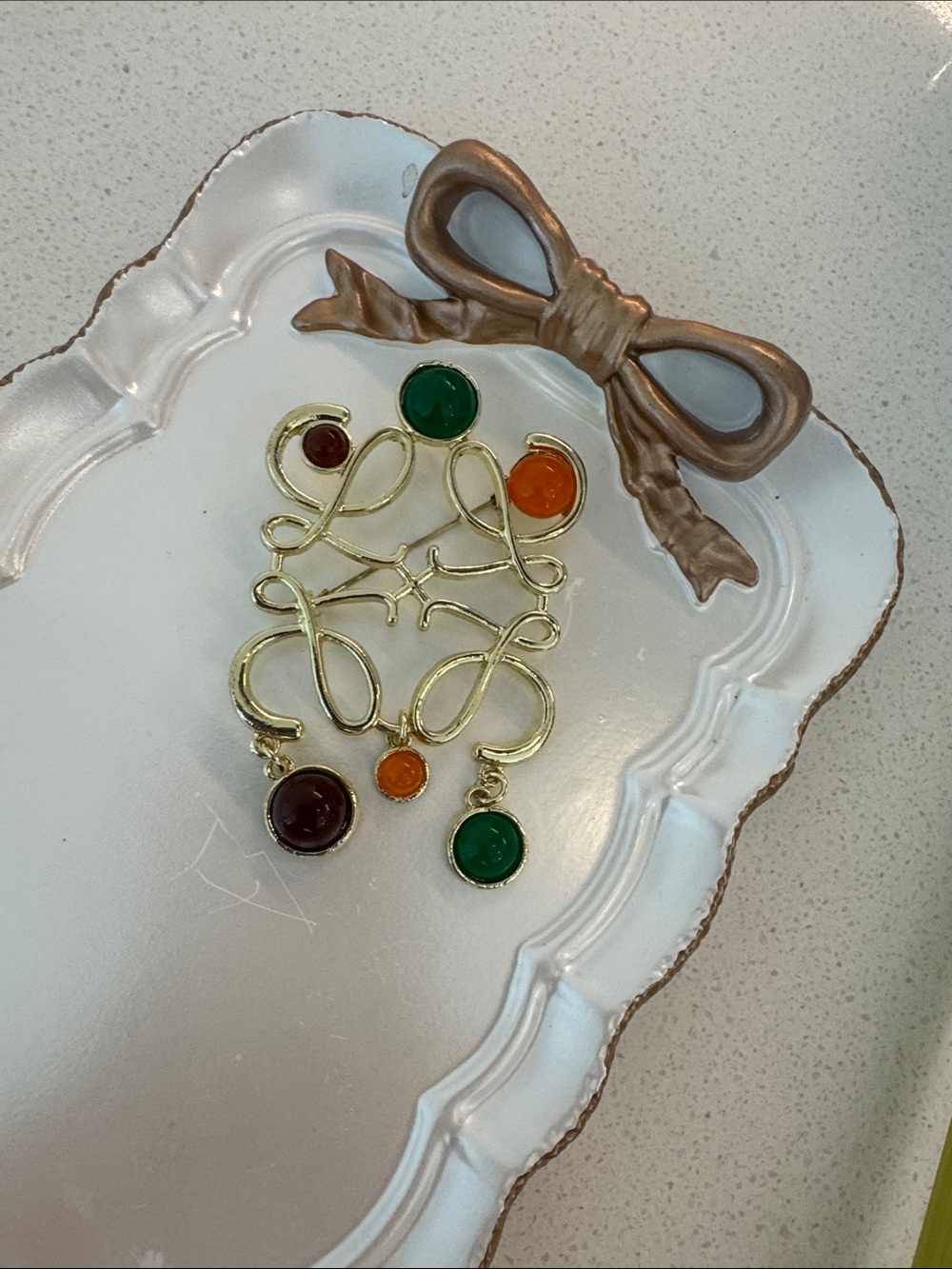 5/22 Gold-Tone Multicolor brooch pin - Green, Orange, Brown